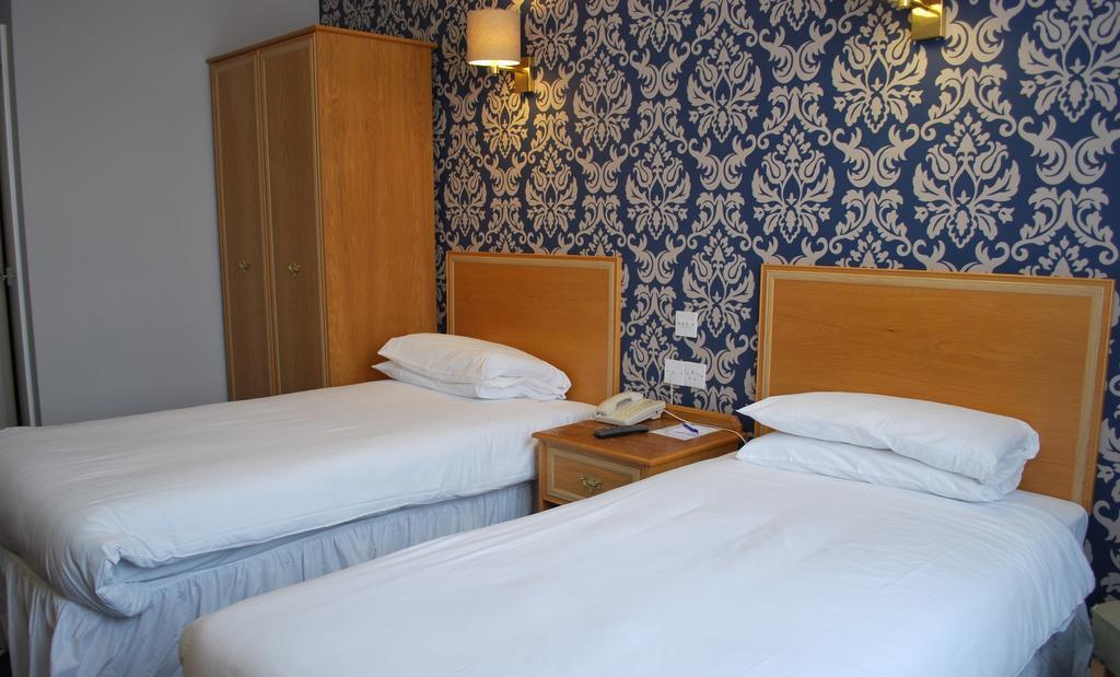 Best Western Cumberland Hotel Harrow kerület Szoba fotó
