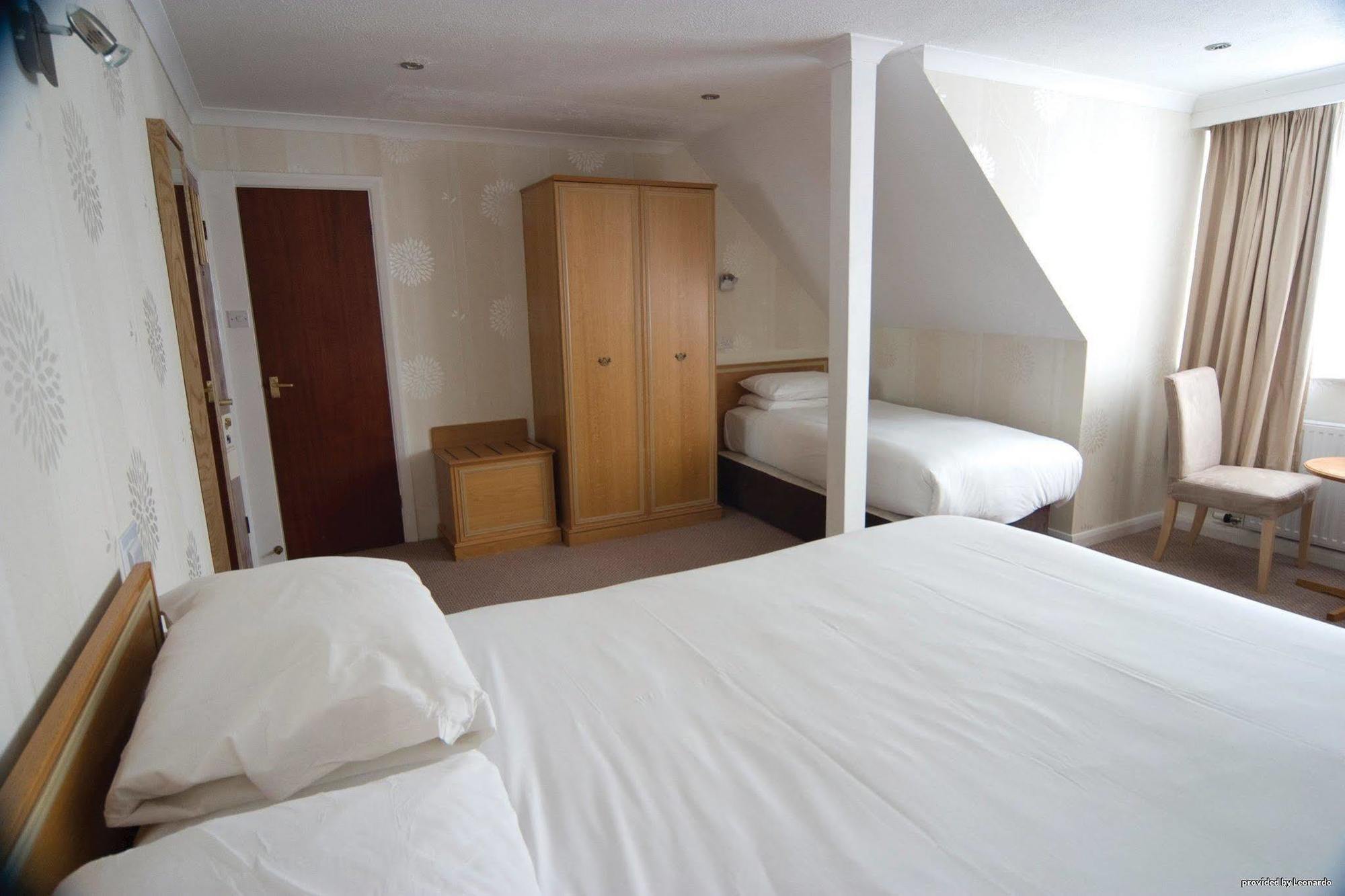 Best Western Cumberland Hotel Harrow kerület Szoba fotó